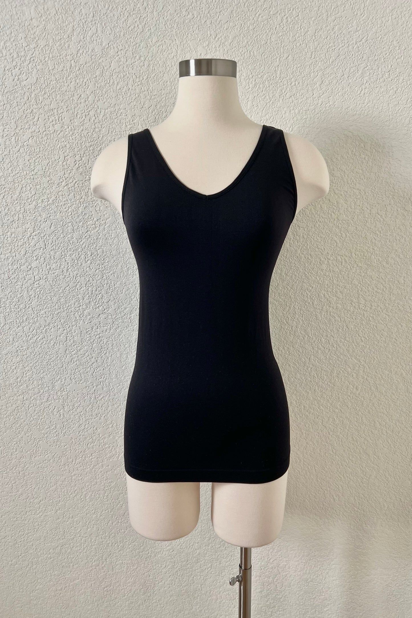 Jay Reversible Sleeveless Top | Black