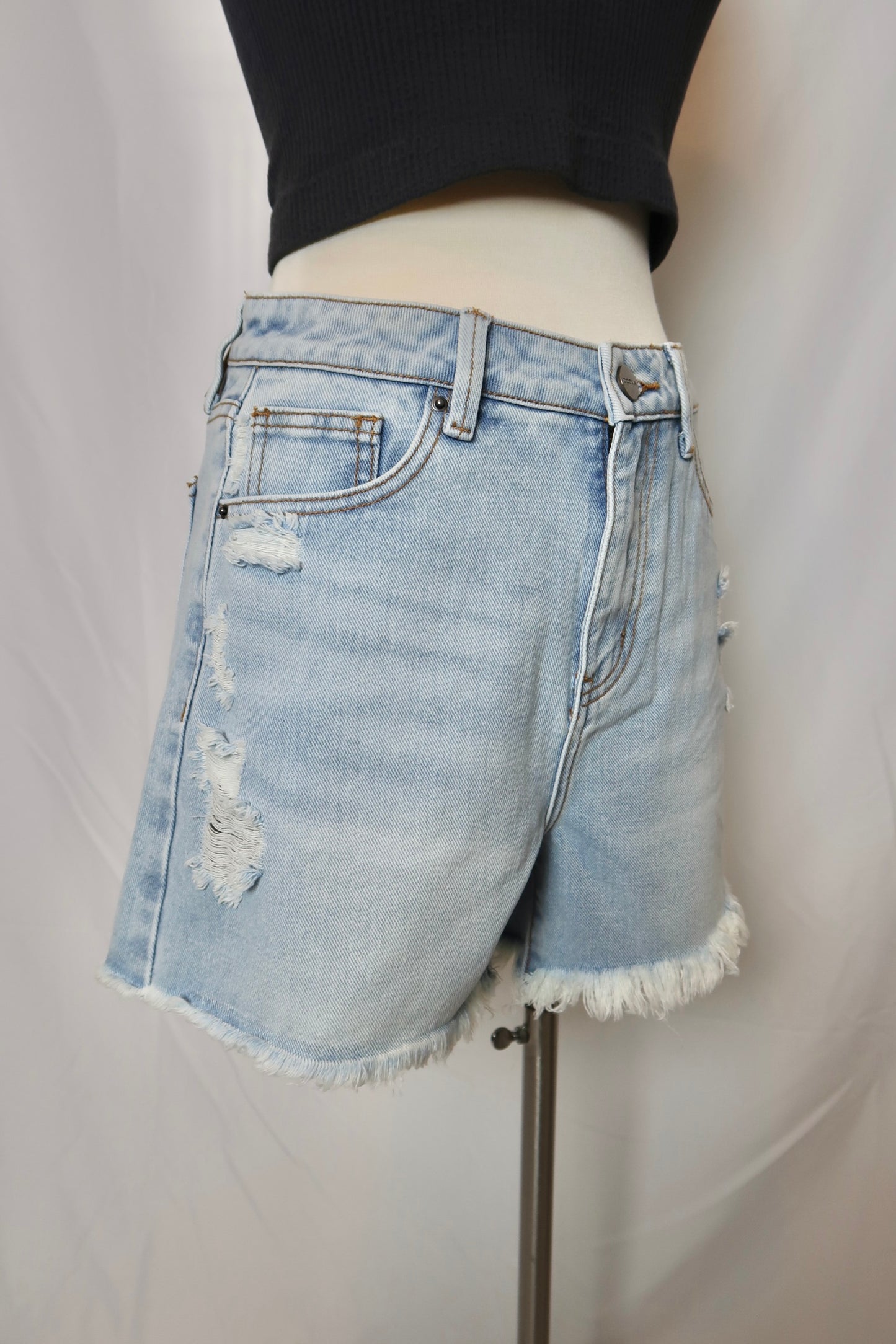 Jo Denim Shorts | Light Wash