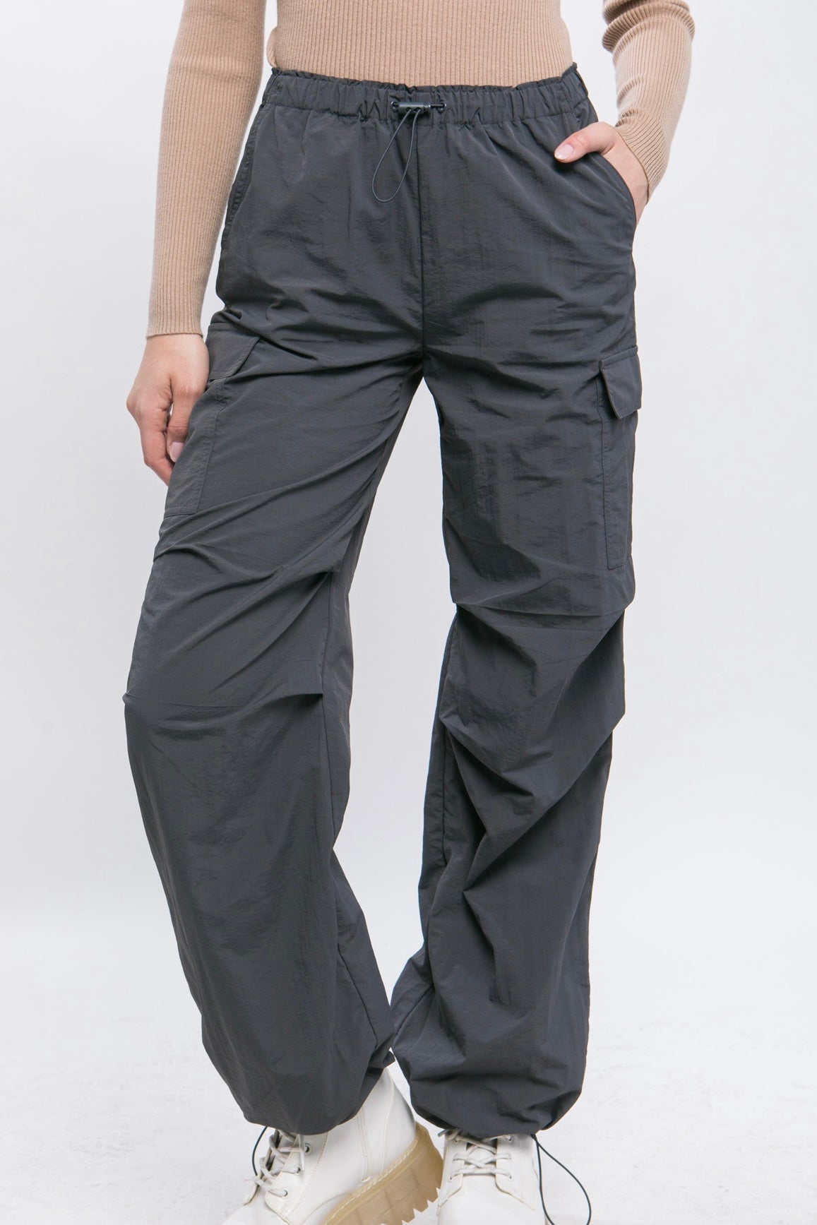 Parachute Cargo Pants | Gray